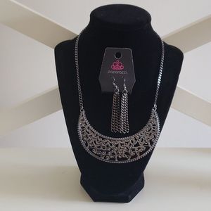 Paparazzi Gunmetal Crescent Shaped Pendant Necklace And Earrings